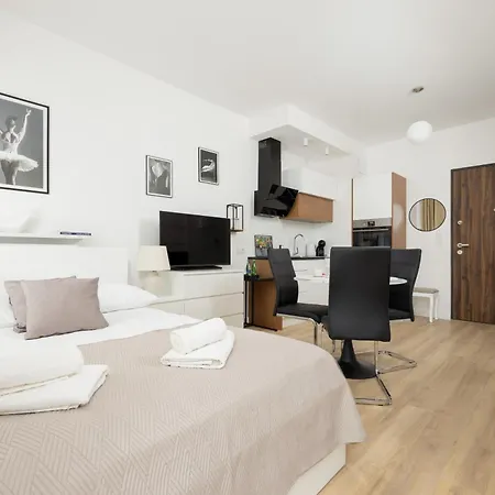 Sarmacka 25 2 - Medicover/paley * Warsaw