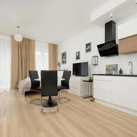 Sarmacka 25 2 - Medicover/paley