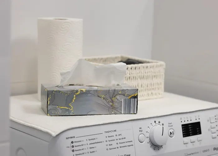 아파트 Sarmacka 25 2 - Medicover/paley 바르샤바