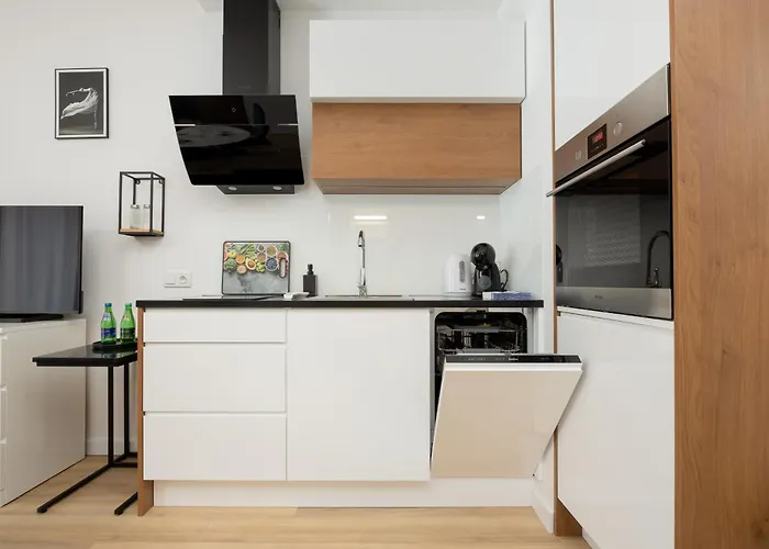 Sarmacka 25 2 - Medicover/paley * 바르샤바